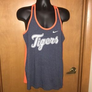 🔥Nike loose fit Tigers tank top L